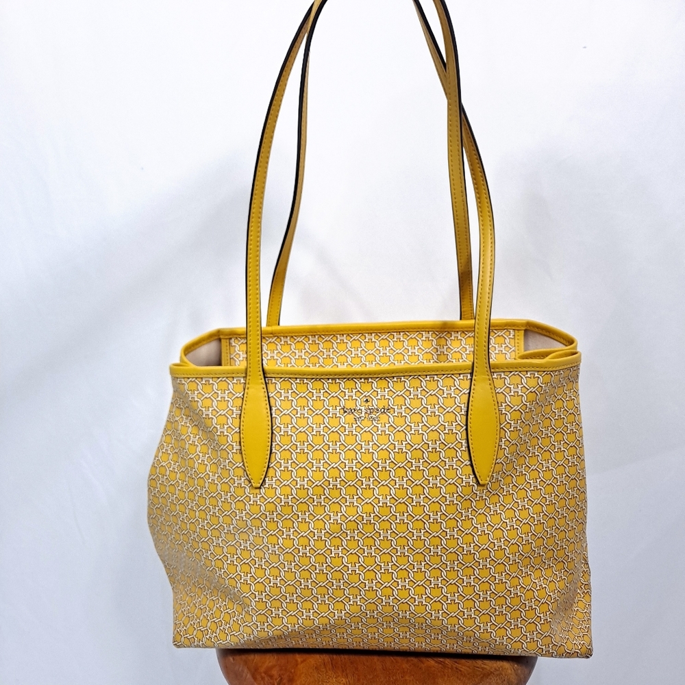 Kate Spade New York Yellow Link Tote - Picture 3 of 16